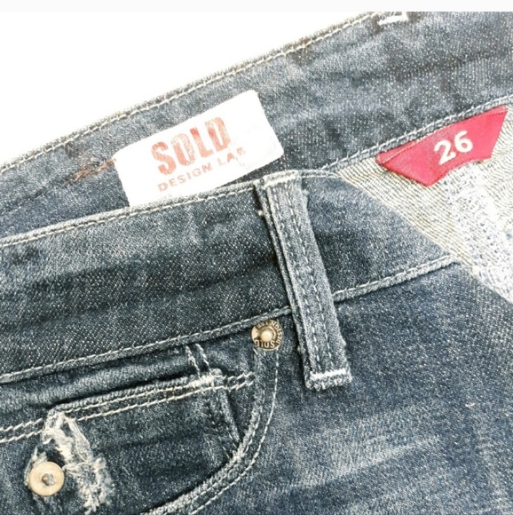 DESIGN LAB Emboidered Aztec Southeast Frayed Cutoff Denim Jean Shorts NWT - Picture 8 of 15